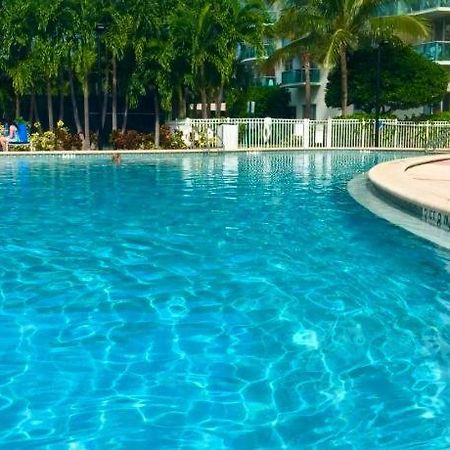 Sunny Isles Beach Spacious Apartment Екстер'єр фото