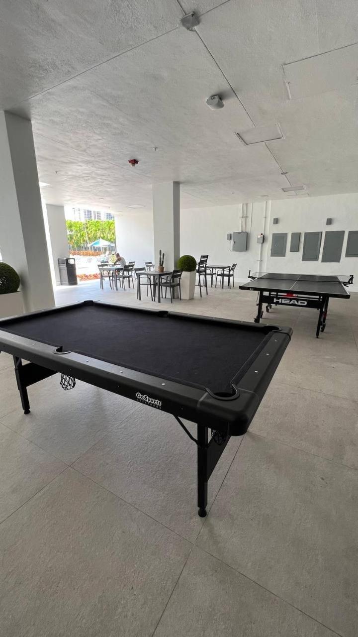 Sunny Isles Beach Spacious Apartment Екстер'єр фото