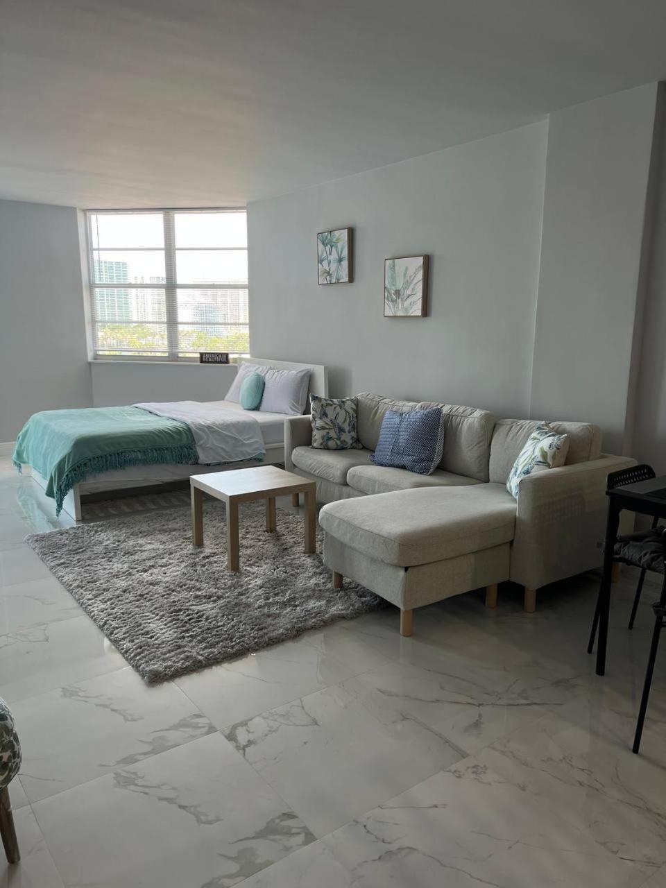 Sunny Isles Beach Spacious Apartment Екстер'єр фото