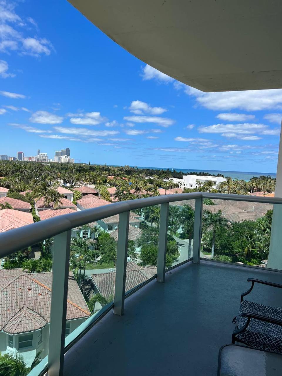 Sunny Isles Beach Spacious Apartment Екстер'єр фото