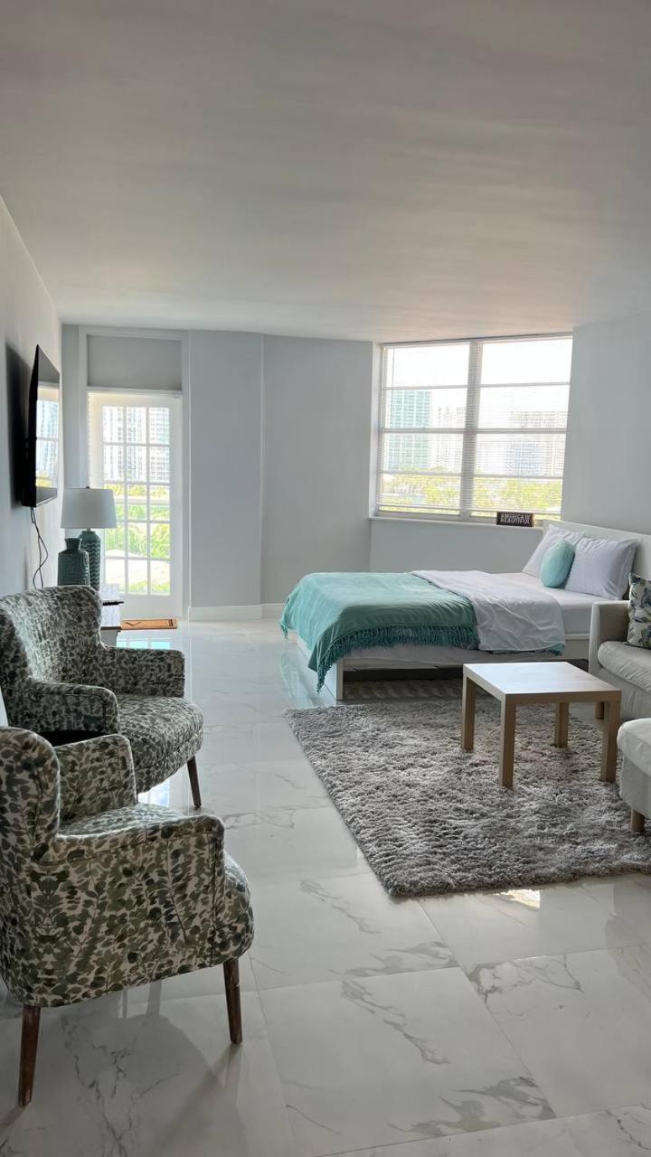Sunny Isles Beach Spacious Apartment Екстер'єр фото