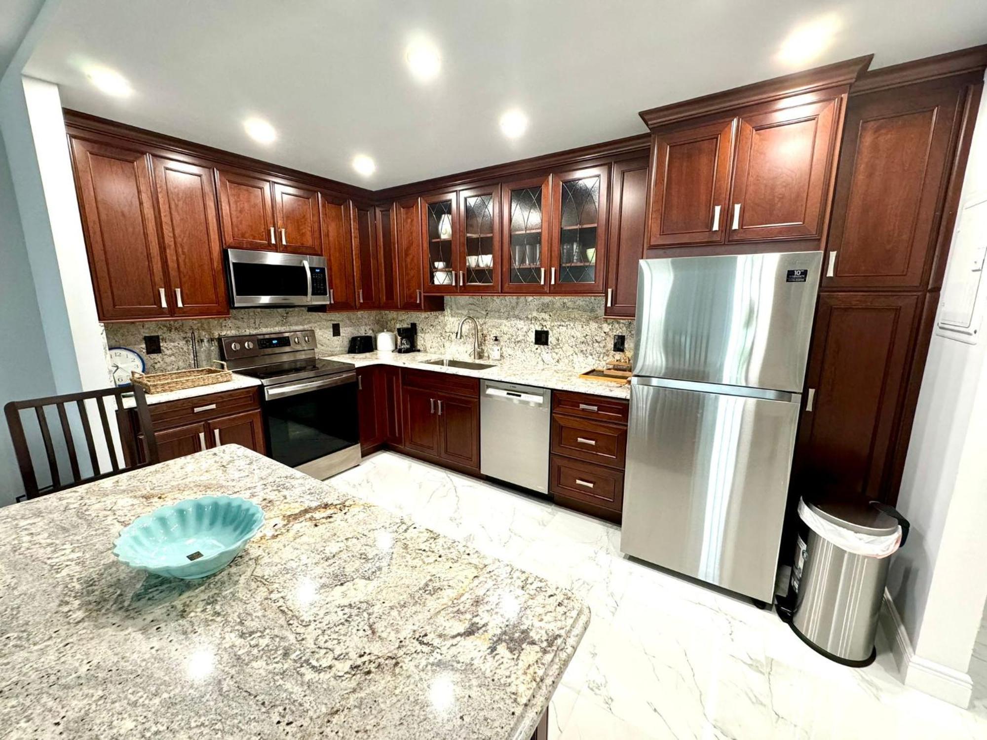 Sunny Isles Beach Spacious Apartment Екстер'єр фото