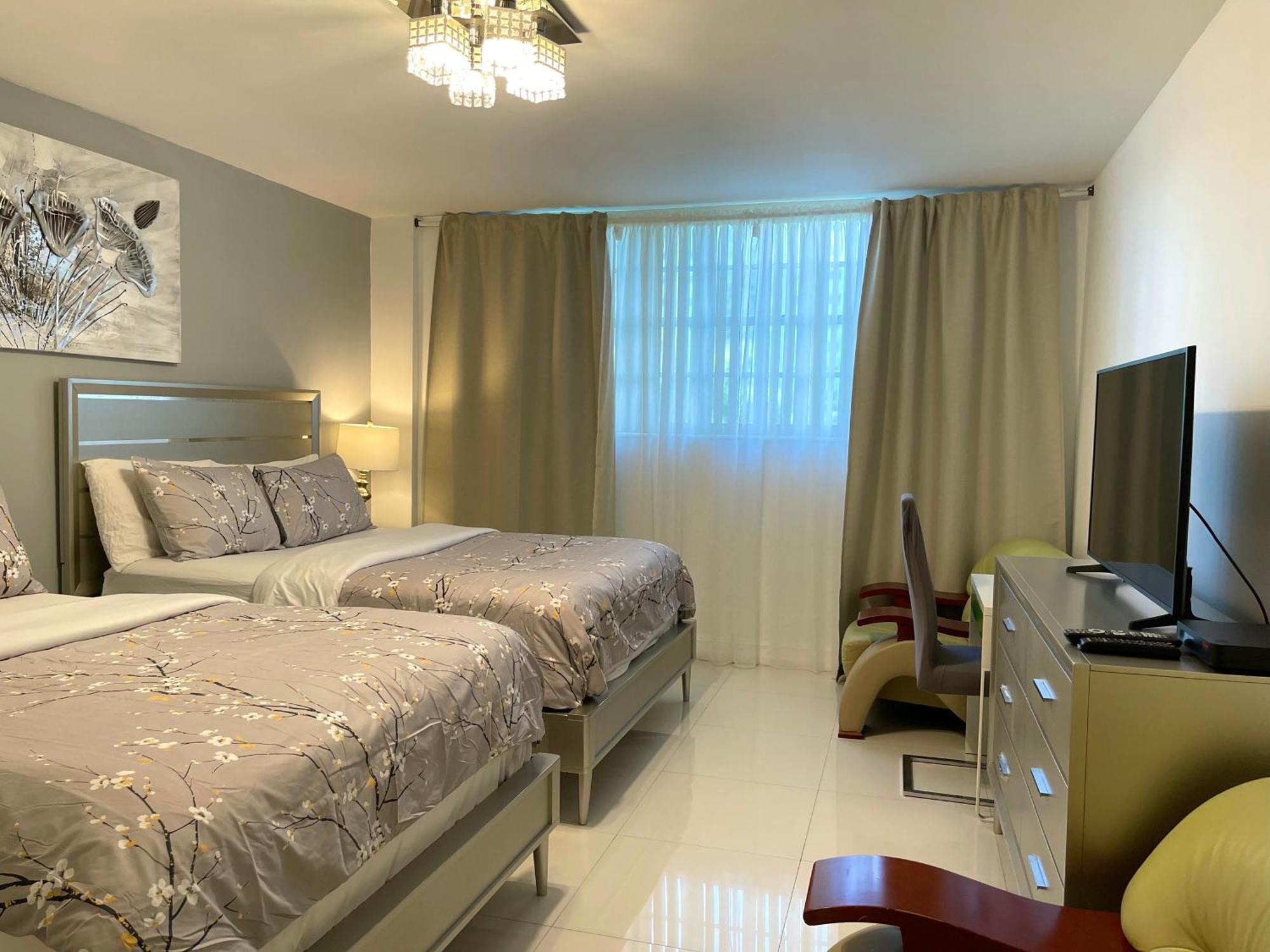 Sunny Isles Beach Spacious Apartment Екстер'єр фото